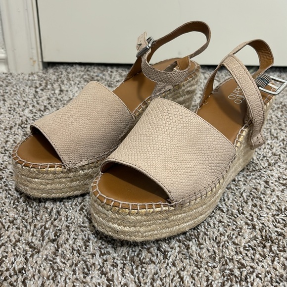 Franco Sarto Takara Wedge Sandals Size 8.5 - Picture 3 of 5